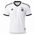 Deutschland Retro-Trikot aus den 2000er Jahren